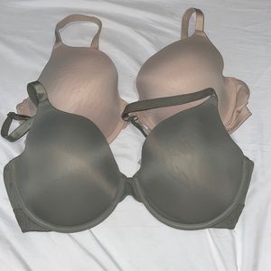 Pink t-shirt bra duo